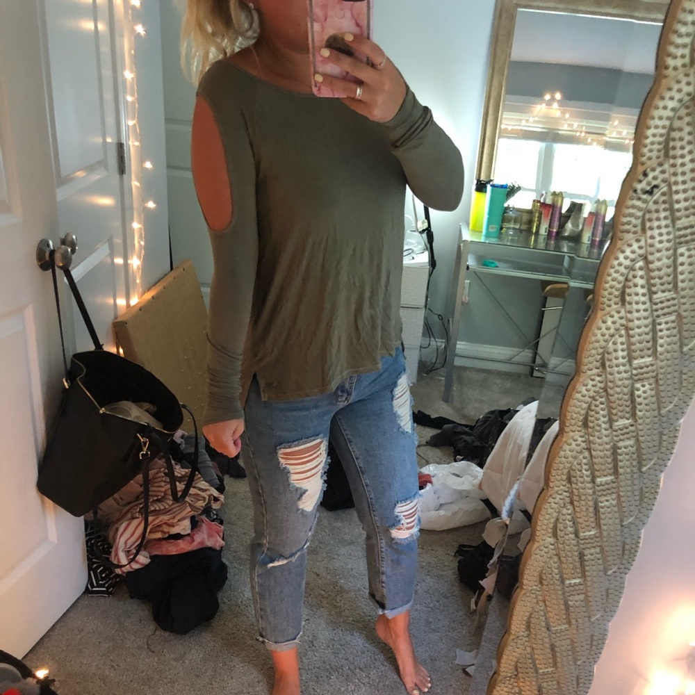 Cutout sleeves, olive green long sleeve